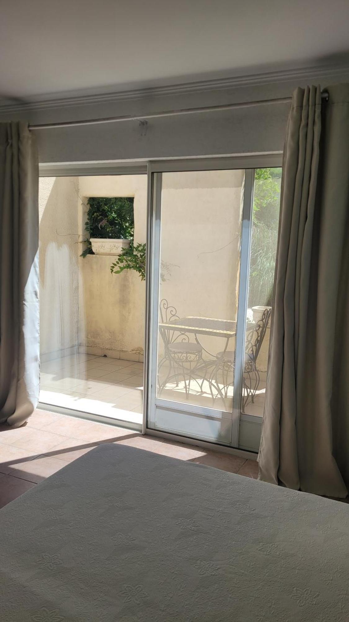 Hotel Mas Du Grand Peloux Port-Saint-Louis-du-Rhone Pokoj fotografie